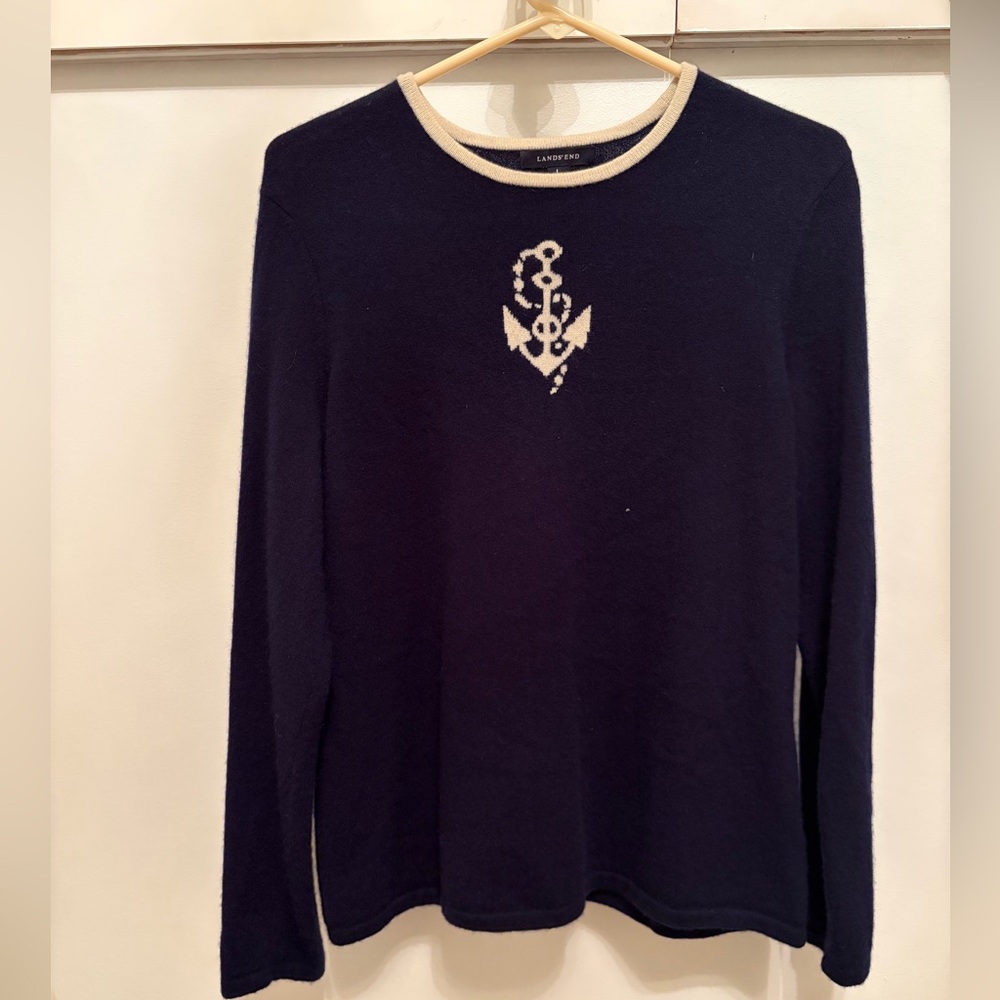 ⛄️Lands' End Navy Long Sleeve Top with Anchor Design